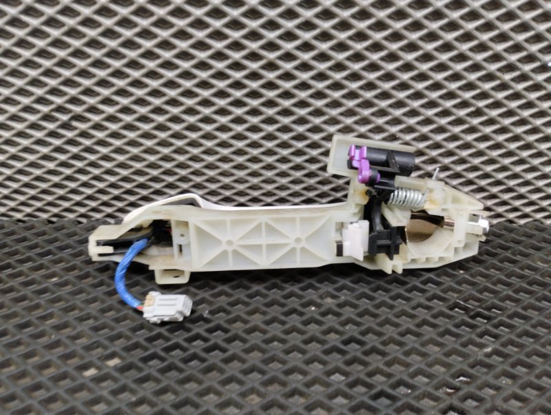 Ручка двери внешняя, 7000 рублей, Ховрино