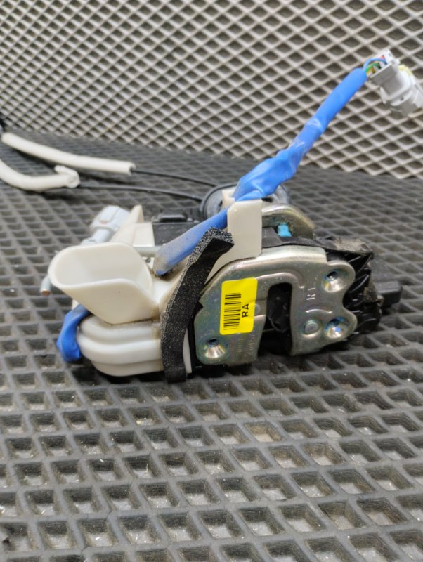 Замок боковой двери, 4000 рублей, Ховрино