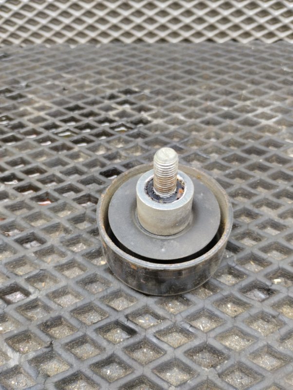 Ролик обводной навесного оборудования, 2000 рублей, Ховрино