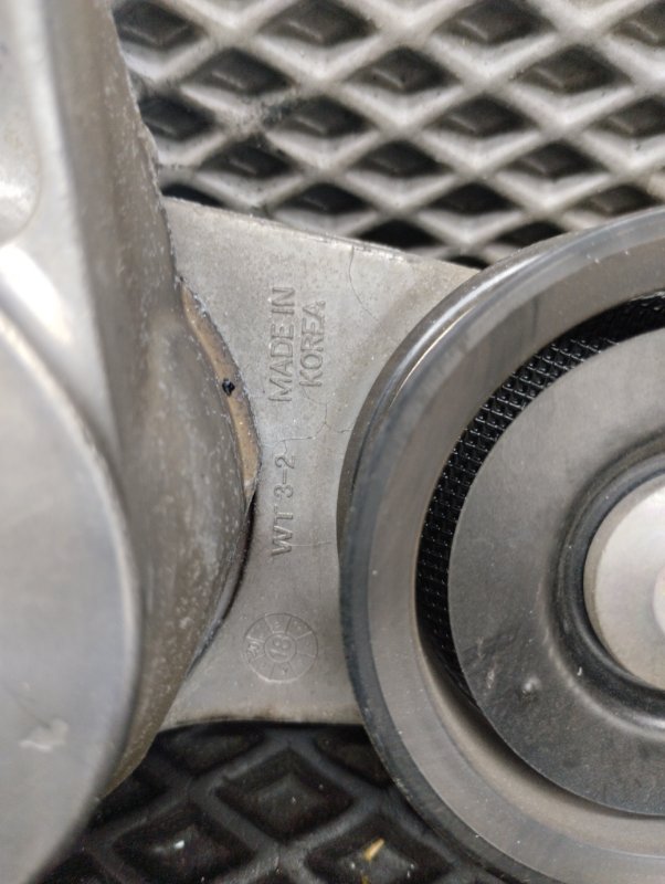 Натяжитель ремня генератора, 3000 рублей, Ховрино