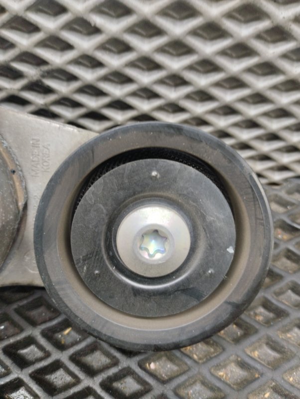 Натяжитель ремня генератора, 3000 рублей, Ховрино