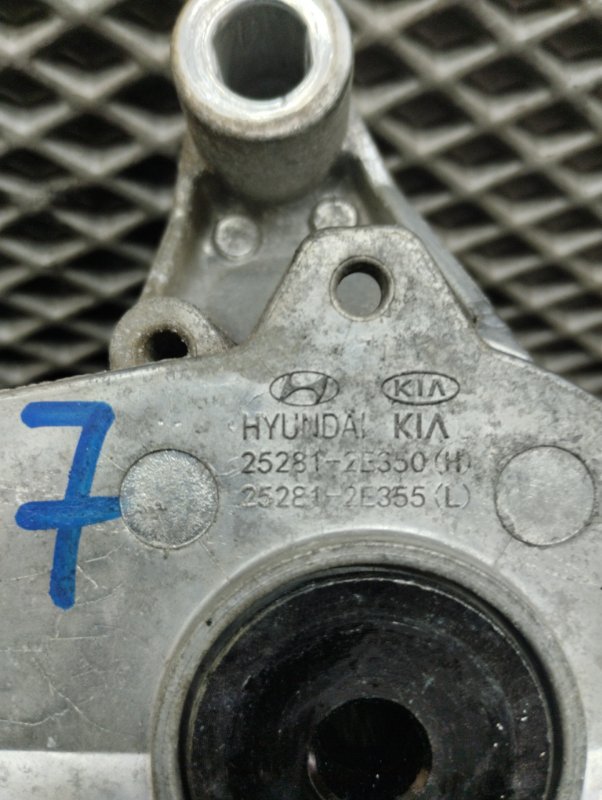 Натяжитель ремня генератора, 3000 рублей, Ховрино