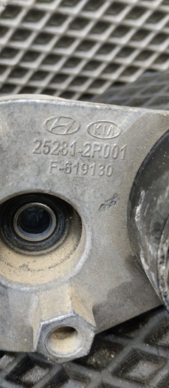 Ролик натяжной навесного оборудования, 2500 рублей, Ховрино