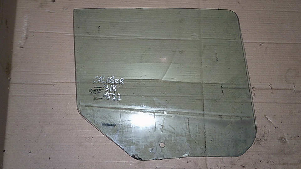 Стекло двери задней правой, 1000 рублей, Пермь