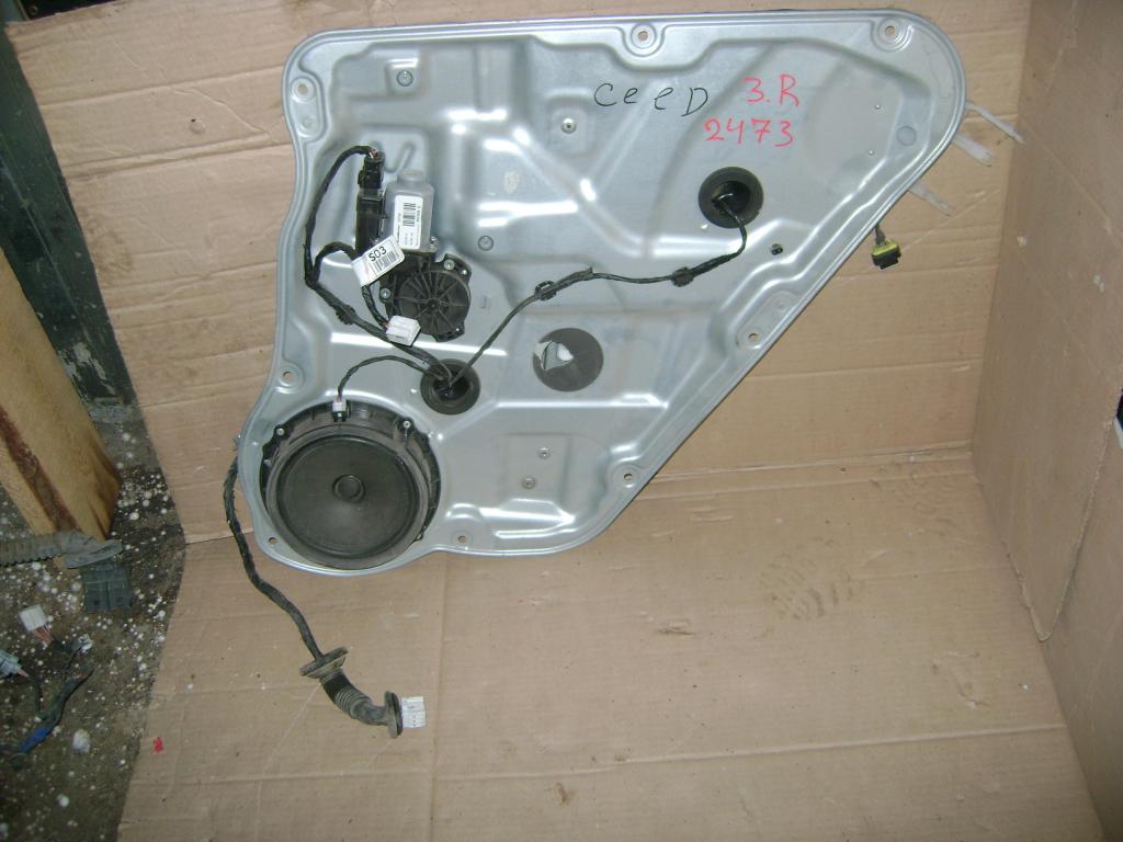 Стеклоподъемник задний правый, 1500 рублей, Пермь