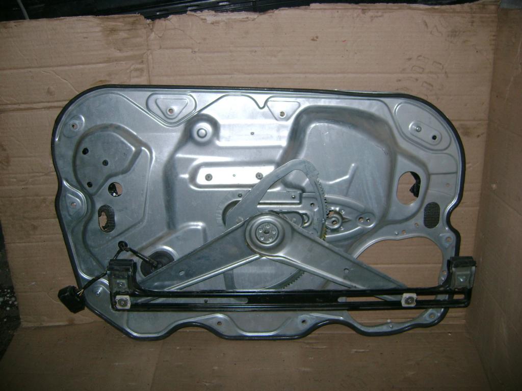 Стеклоподъемник передний правый, 1000 рублей, Пермь