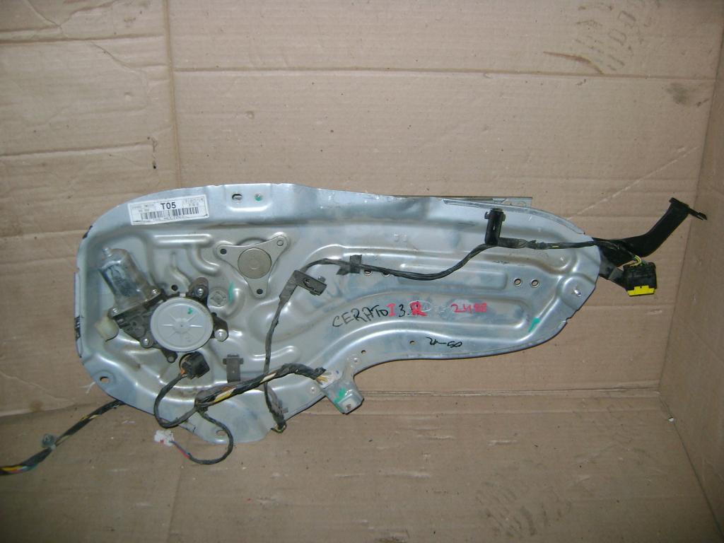 Стеклоподъемник задний правый, 1000 рублей, Пермь