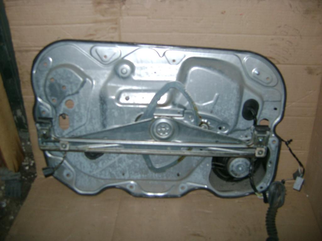 Стеклоподъемник передний правый, 1800 рублей, Пермь