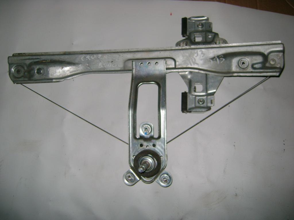 Стеклоподъемник механический задний правый, 550 рублей, Пермь