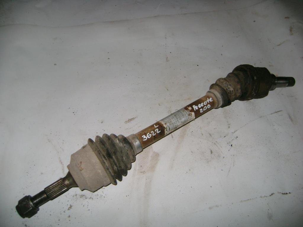 Полуось передняя левая, 2000 рублей, Пермь