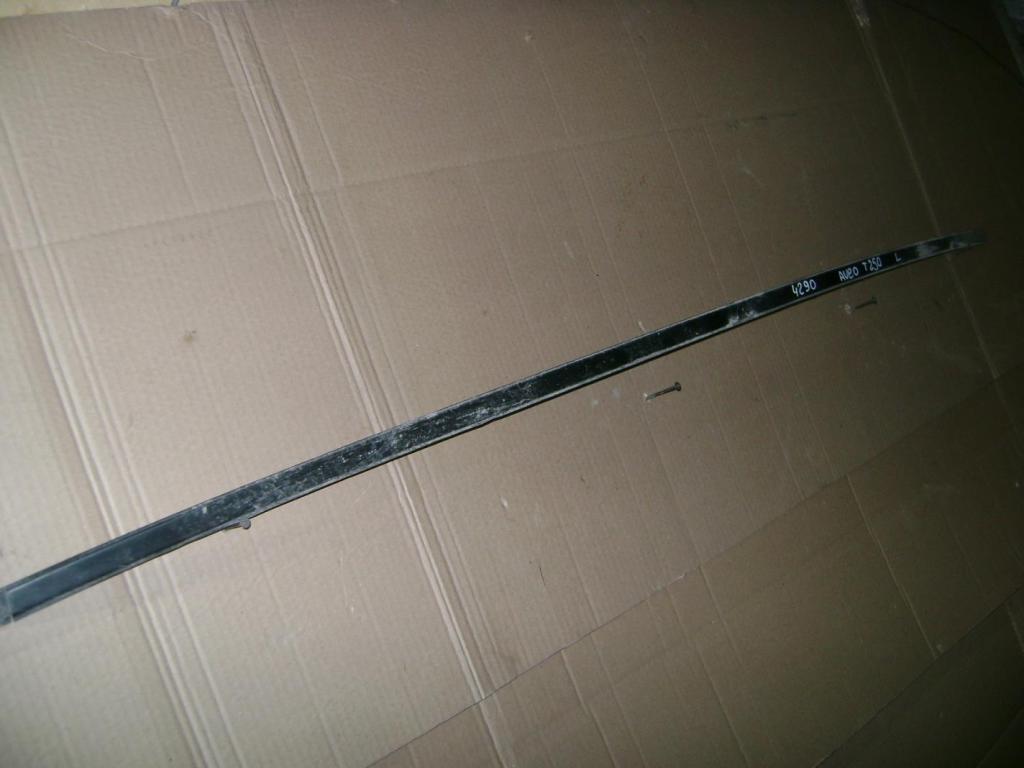 Молдинг крыши левый, 700 рублей, Пермь