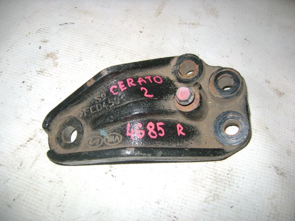 Кронштейн двигателя правый, 700 рублей, Пермь