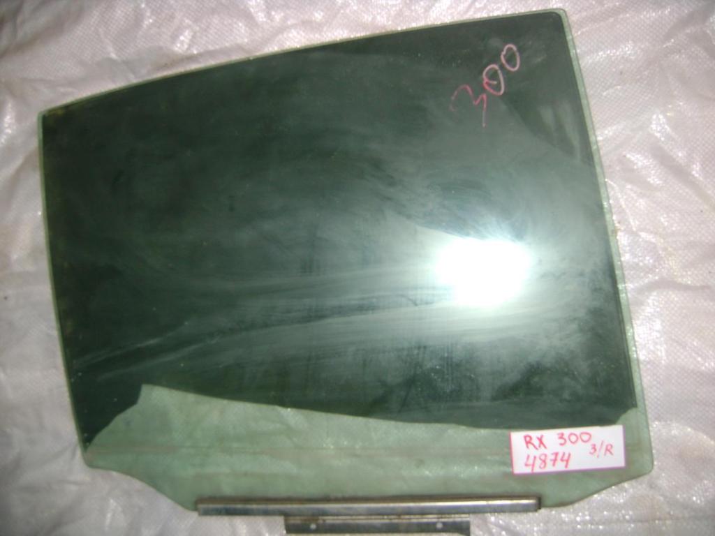 Стекло двери задней правой, 1500 рублей, Пермь