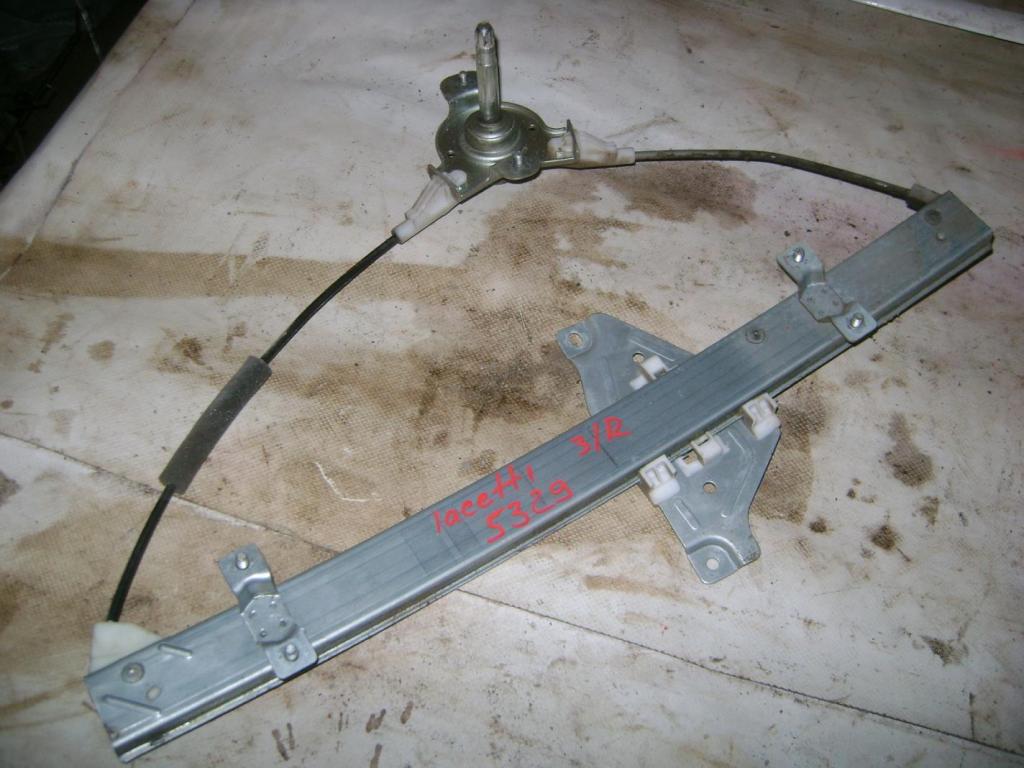 Стеклоподъемник механический задний правый, 500 рублей, Пермь