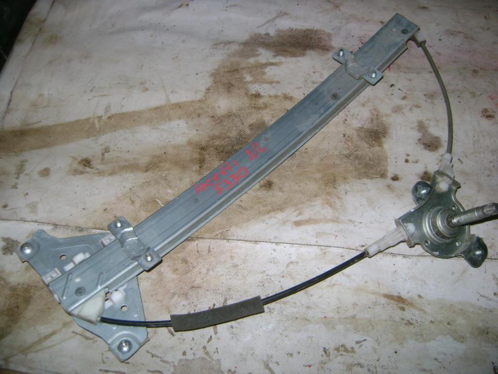 Стеклоподъемник механический задний левый, 500 рублей, Пермь