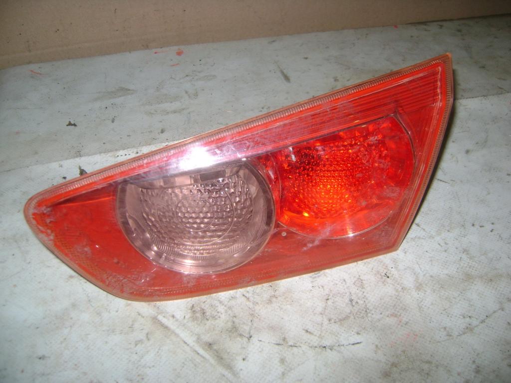 Фонарь задний внутренний правый, 1000 рублей, Пермь