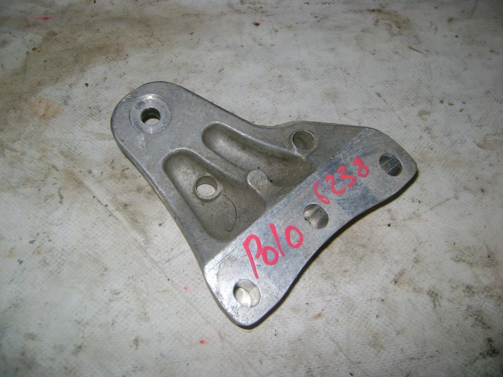 Кронштейн двигателя правый, 700 рублей, Пермь