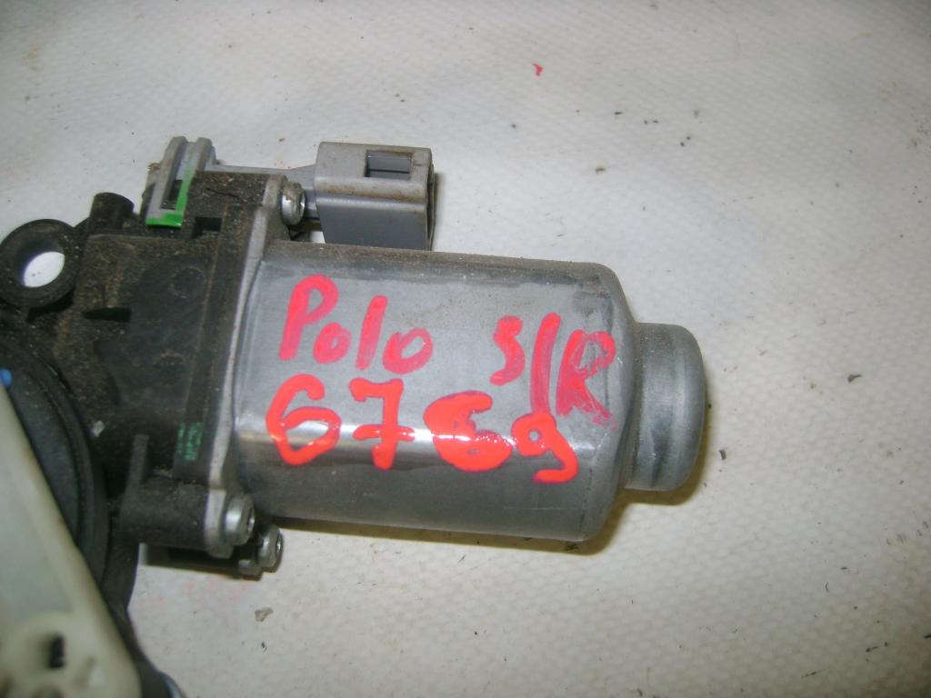 Стеклоподъемник задний правый, 1000 рублей, Пермь