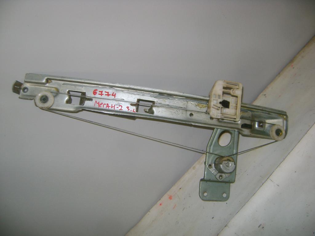 Стеклоподъемник механический задний левый, 500 рублей, Пермь