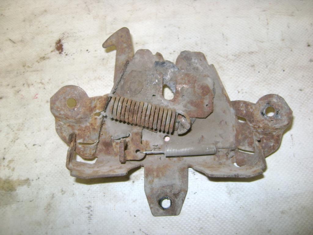 Замок капота, 500 рублей, Пермь