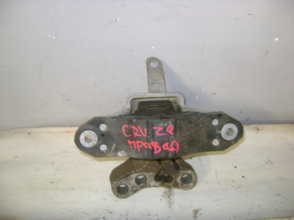 Опора КПП левая, 1600 рублей, Пермь