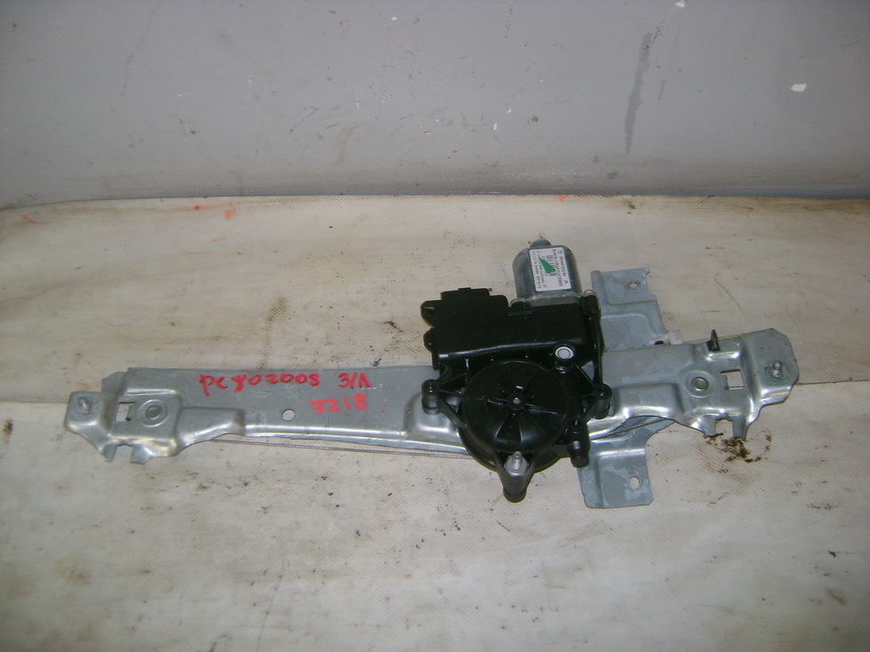 Стеклоподъемник задний левый, 3200 рублей, Пермь