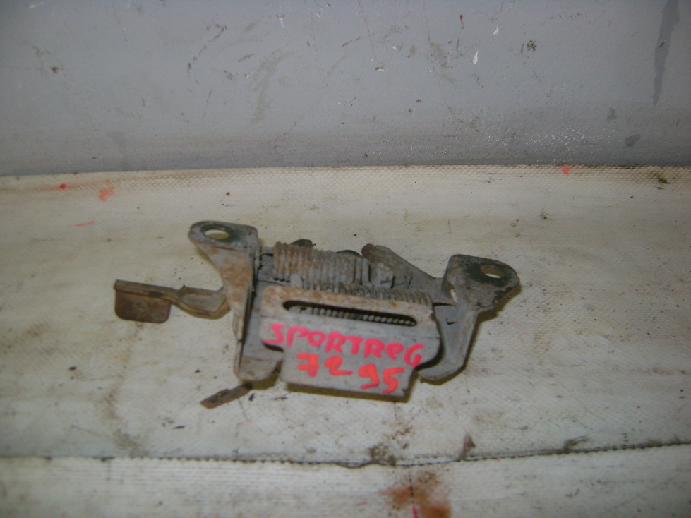 Замок капота, 500 рублей, Пермь