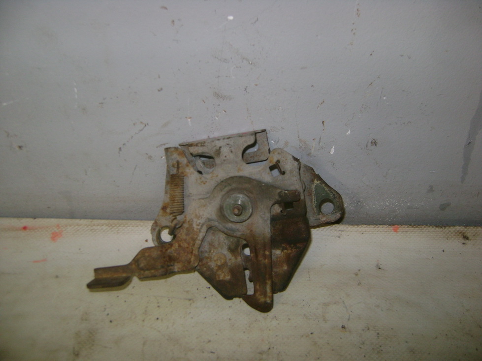 Замок капота, 500 рублей, Пермь