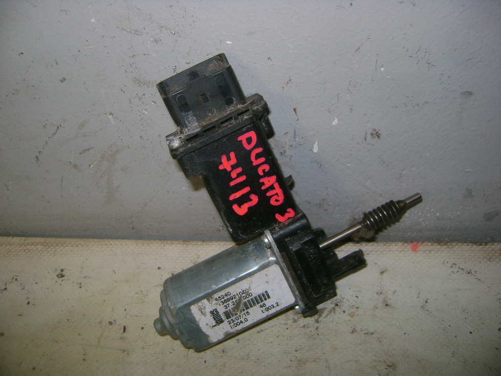 Моторчик стеклоподъемника, 2600 рублей, Пермь