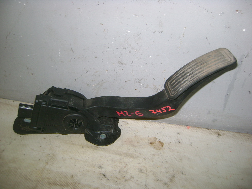 Педаль газа, 1000 рублей, Пермь