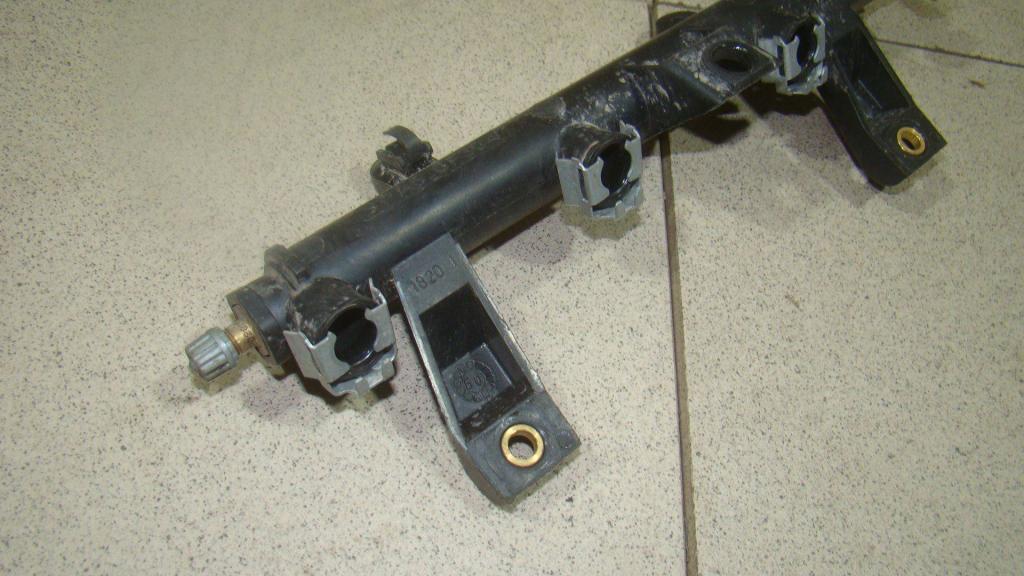 Рейка топливная, 900 рублей, Пермь