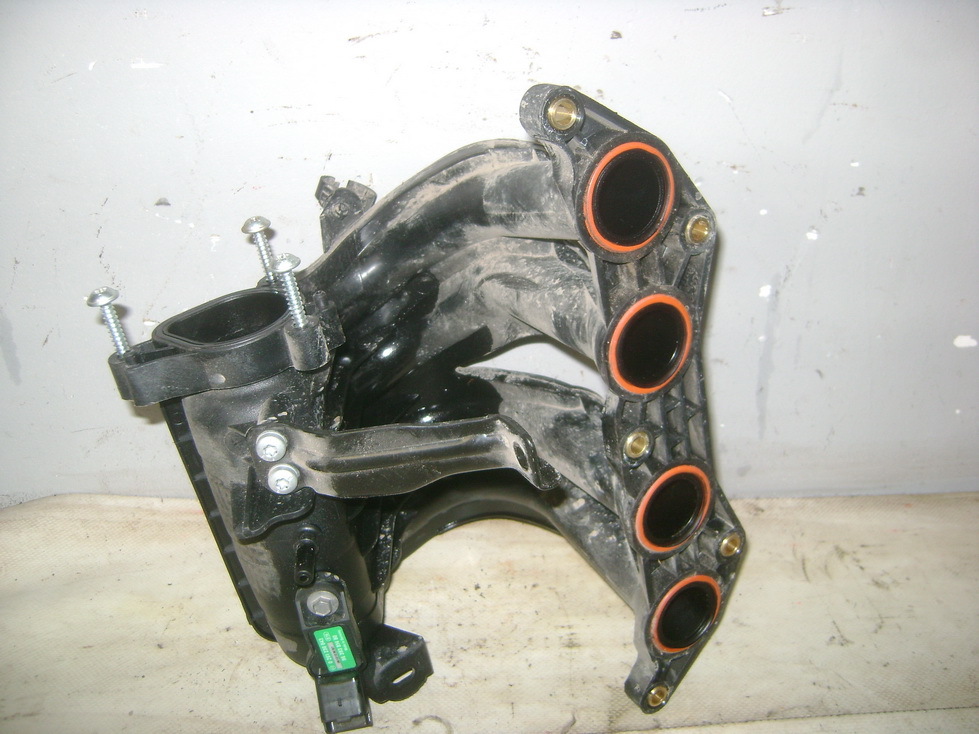 Коллектор впускной, 2000 рублей, Пермь