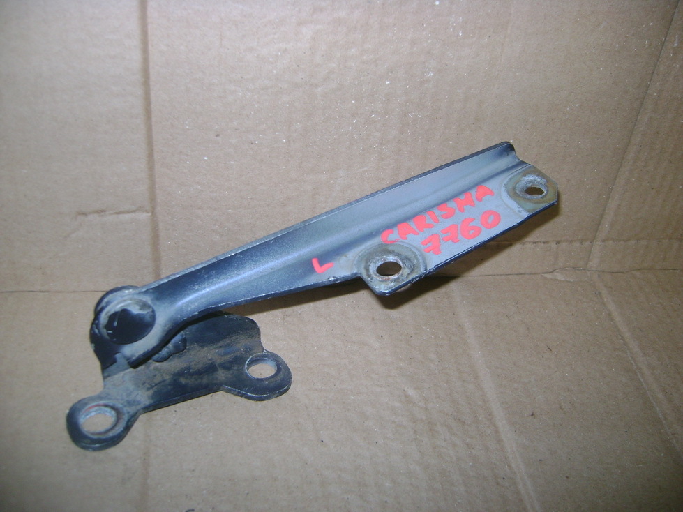 Петля капота левая, 550 рублей, Пермь