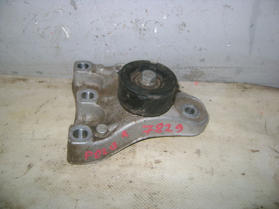 Кронштейн опоры двигателя, 700 рублей, Пермь