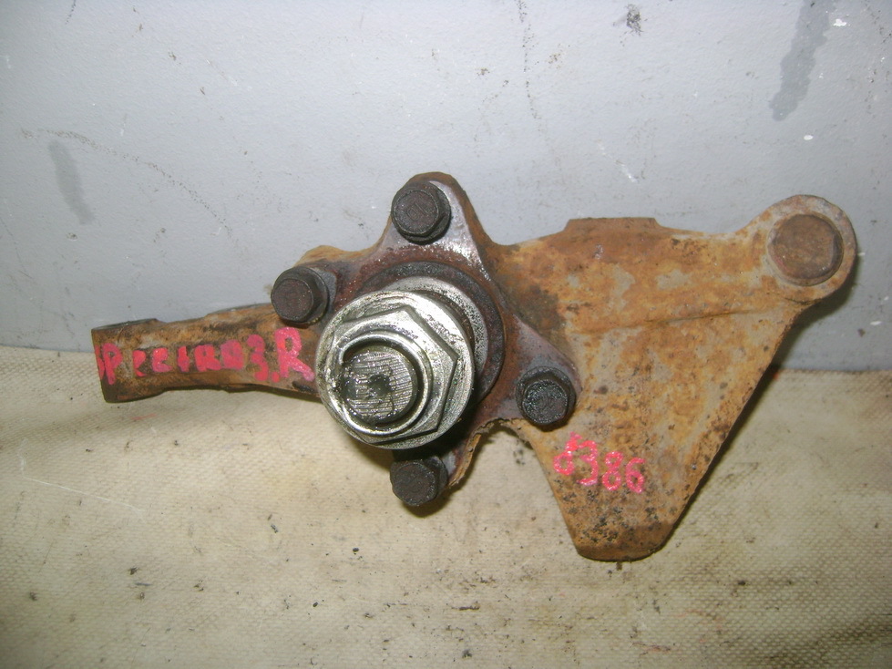 Кулак поворотный задний правый, 1000 рублей, Пермь