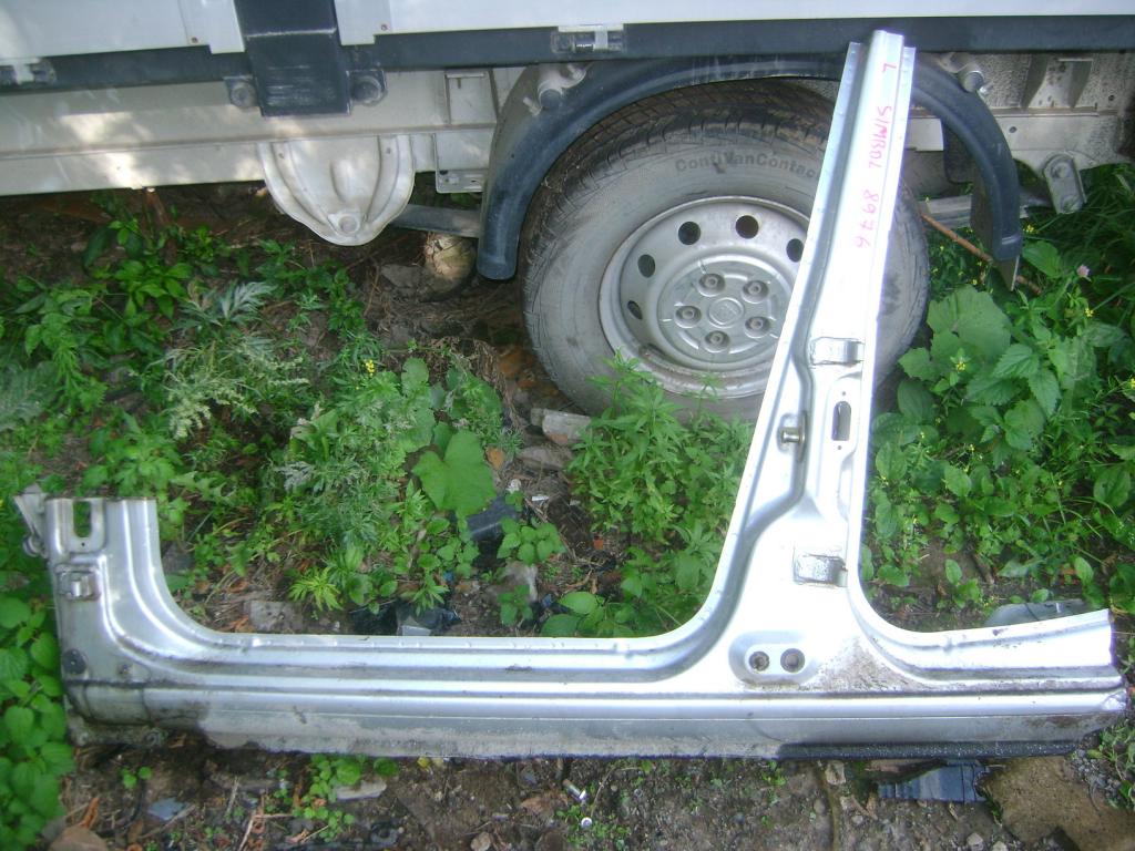 Порог со стойкой левый, 4000 рублей, Пермь