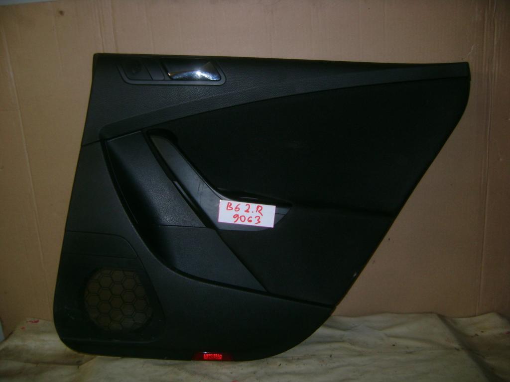 Обшивка двери задней правой, 1500 рублей, Пермь