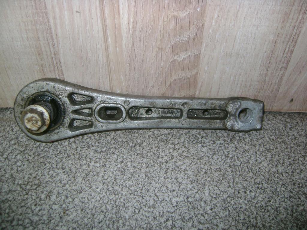 Опора двигателя задняя, 1400 рублей, Пермь