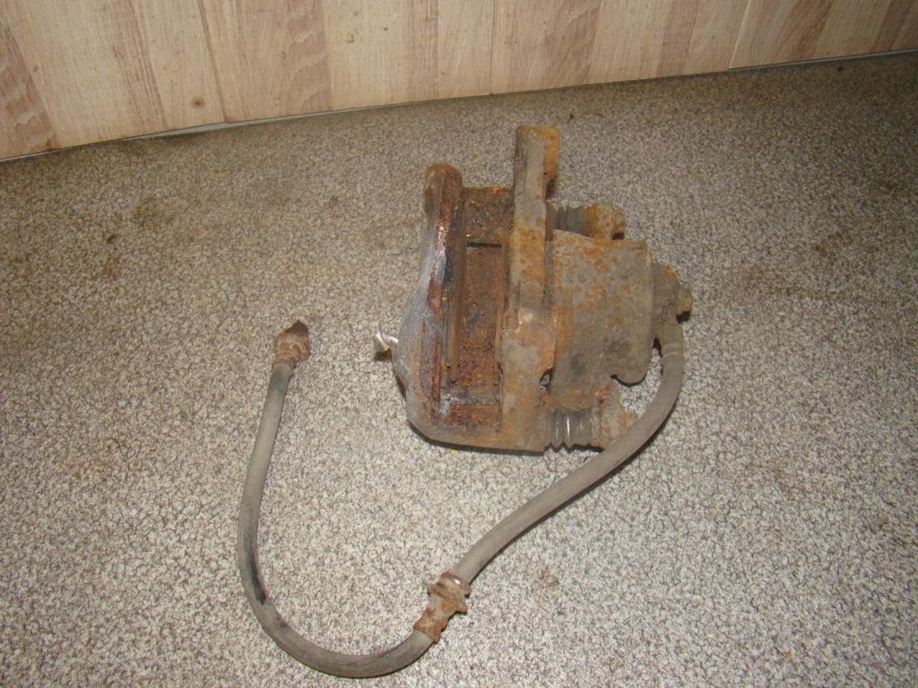 Суппорт передний правый, 1500 рублей, Пермь