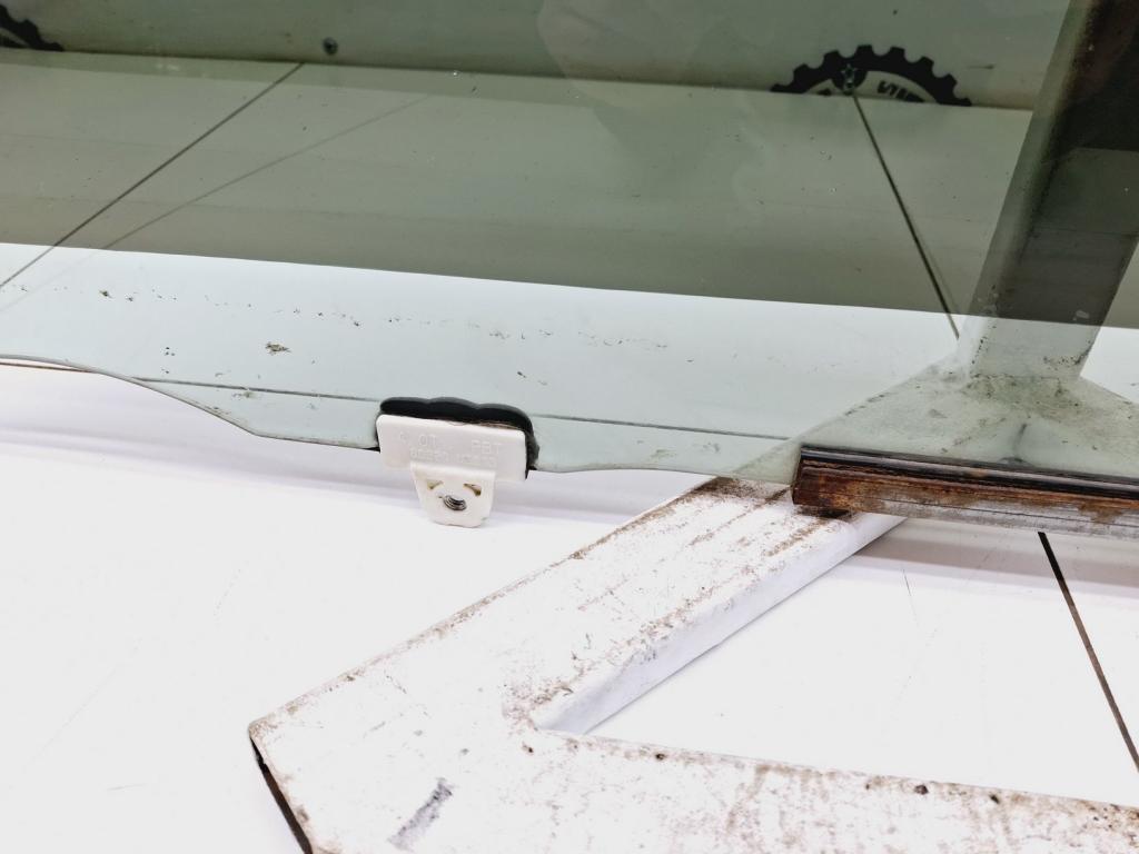 Стекло двери задней левой, 1000 рублей, Пермь