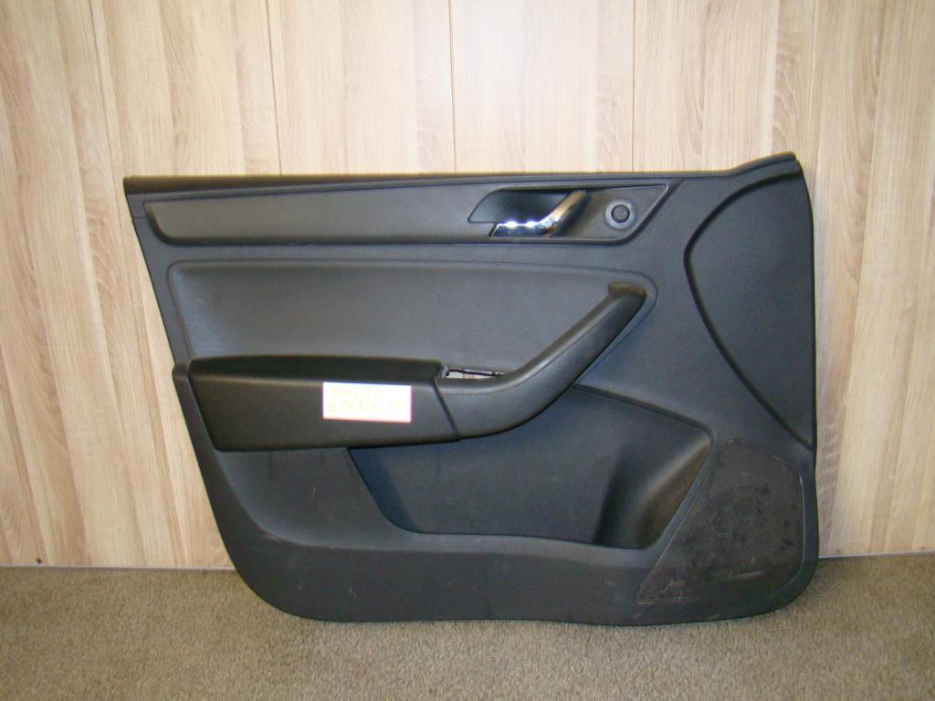 Обшивка двери передней левой, 2000 рублей, Пермь