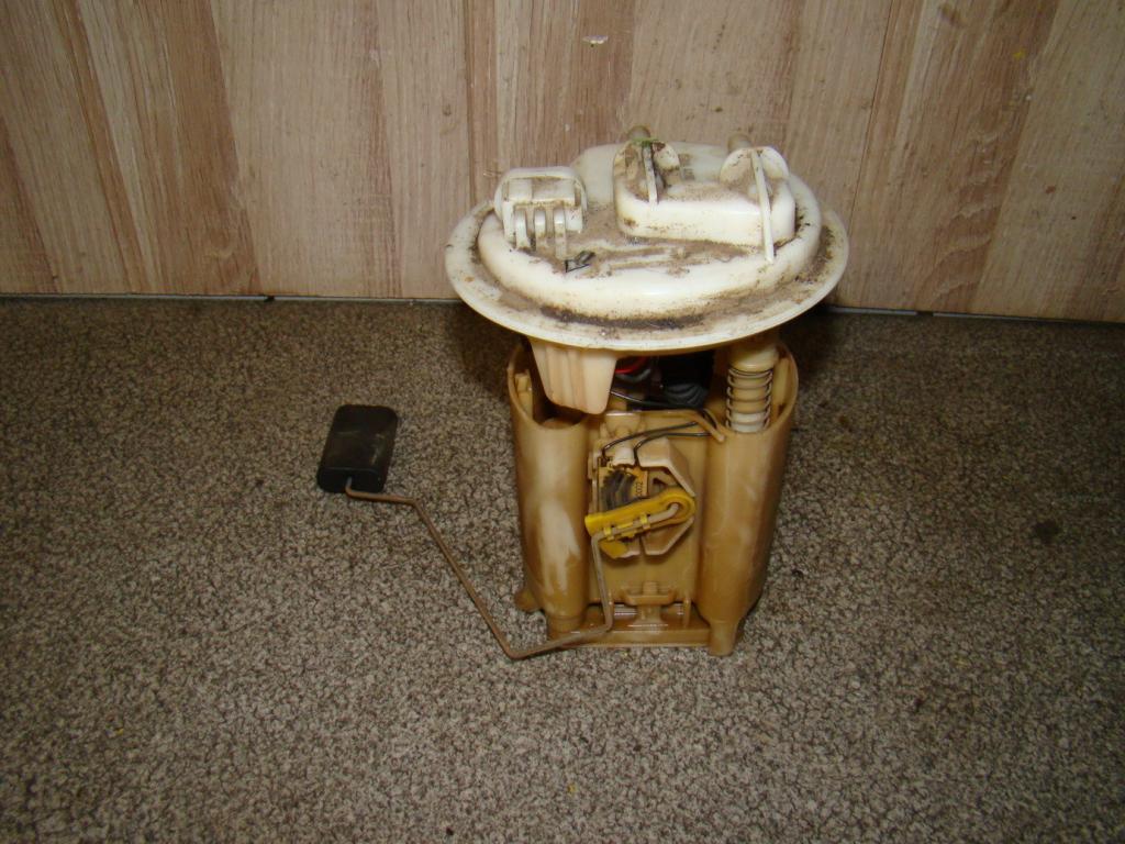 Насос топливный, 2000 рублей, Пермь