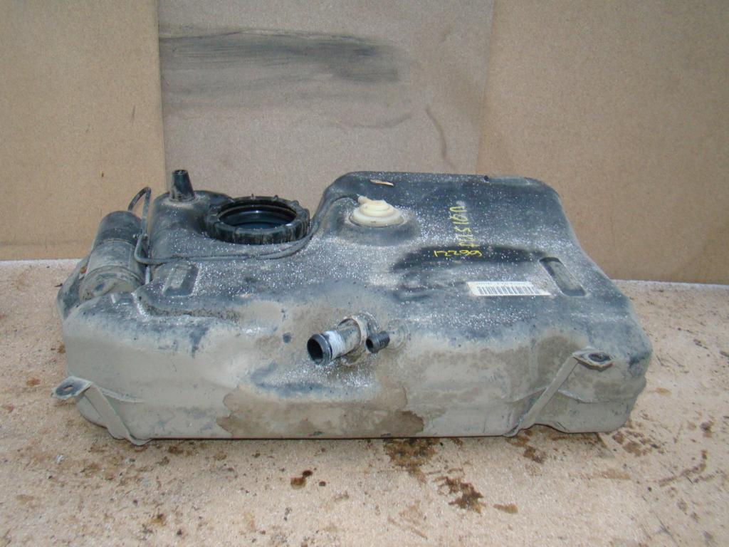 Бак топливный, 2000 рублей, Пермь