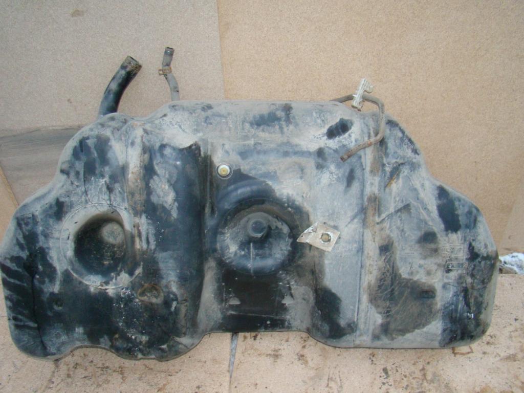 Бак топливный, 2000 рублей, Пермь