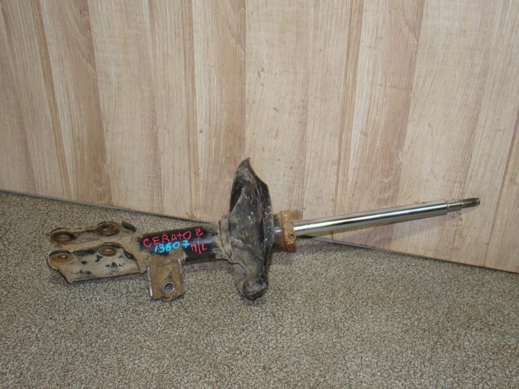 Амортизатор передний левый, 2000 рублей, Пермь