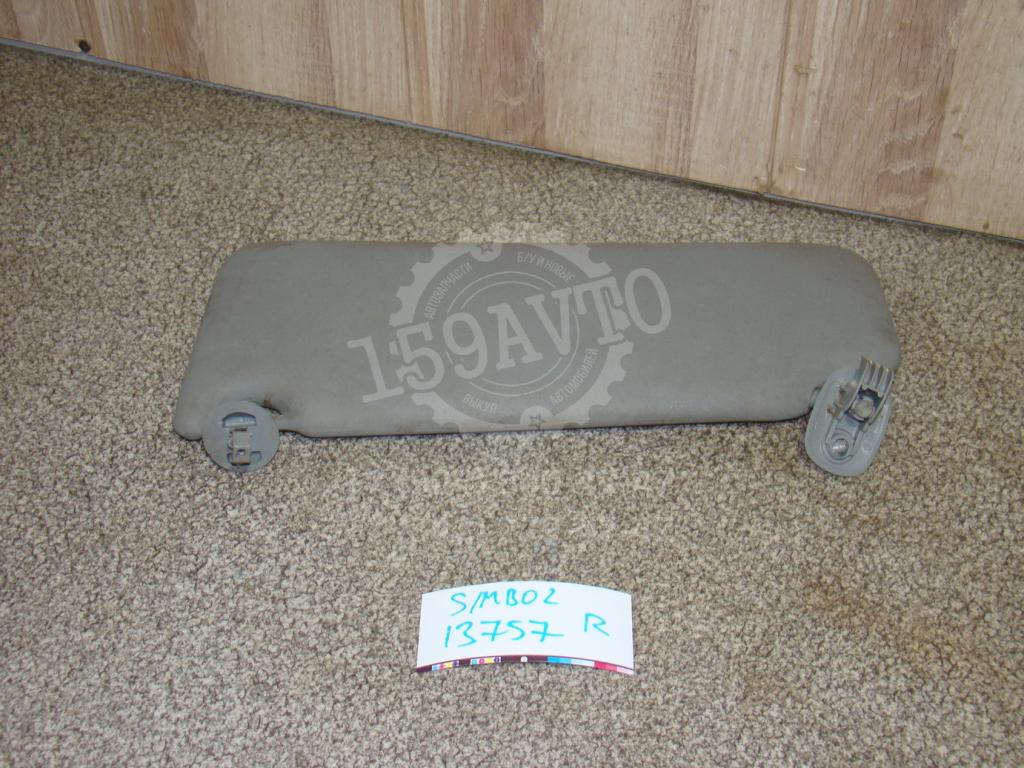 Козырек солнцезащитный правый, 500 рублей, Пермь