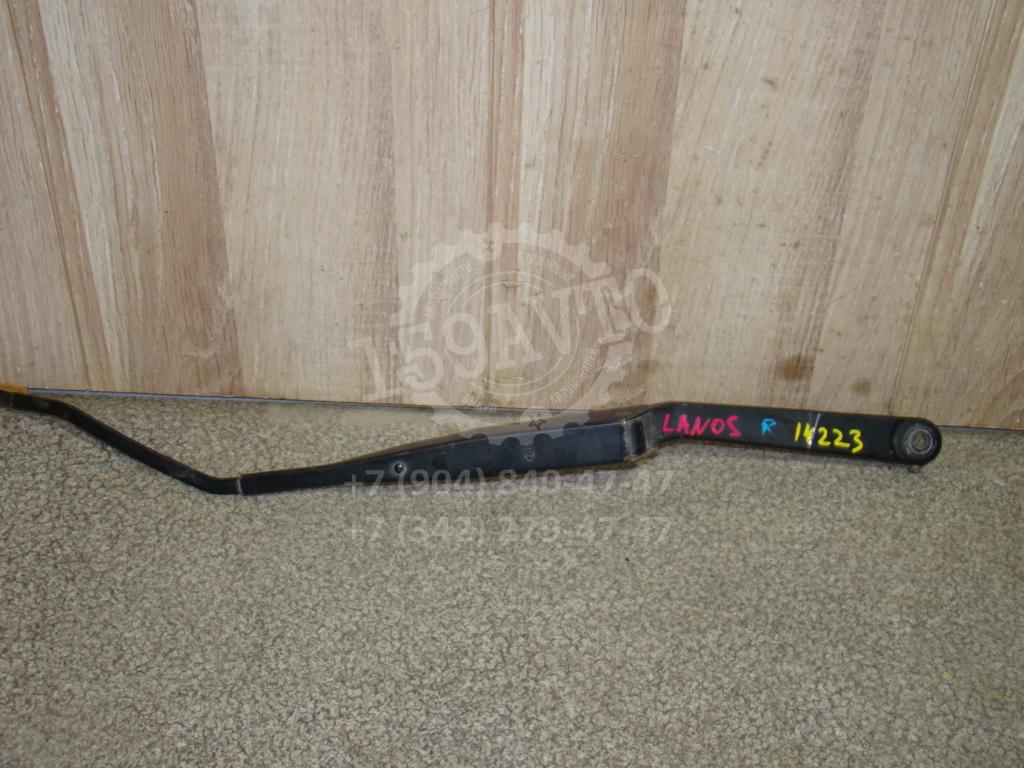 Поводок стеклоочистителя передний правый, 500 рублей, Пермь