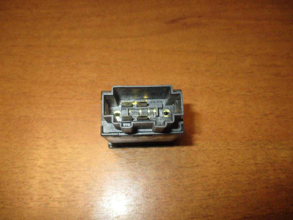 Кнопка открывания лючка бензобака, 500 рублей, Пермь