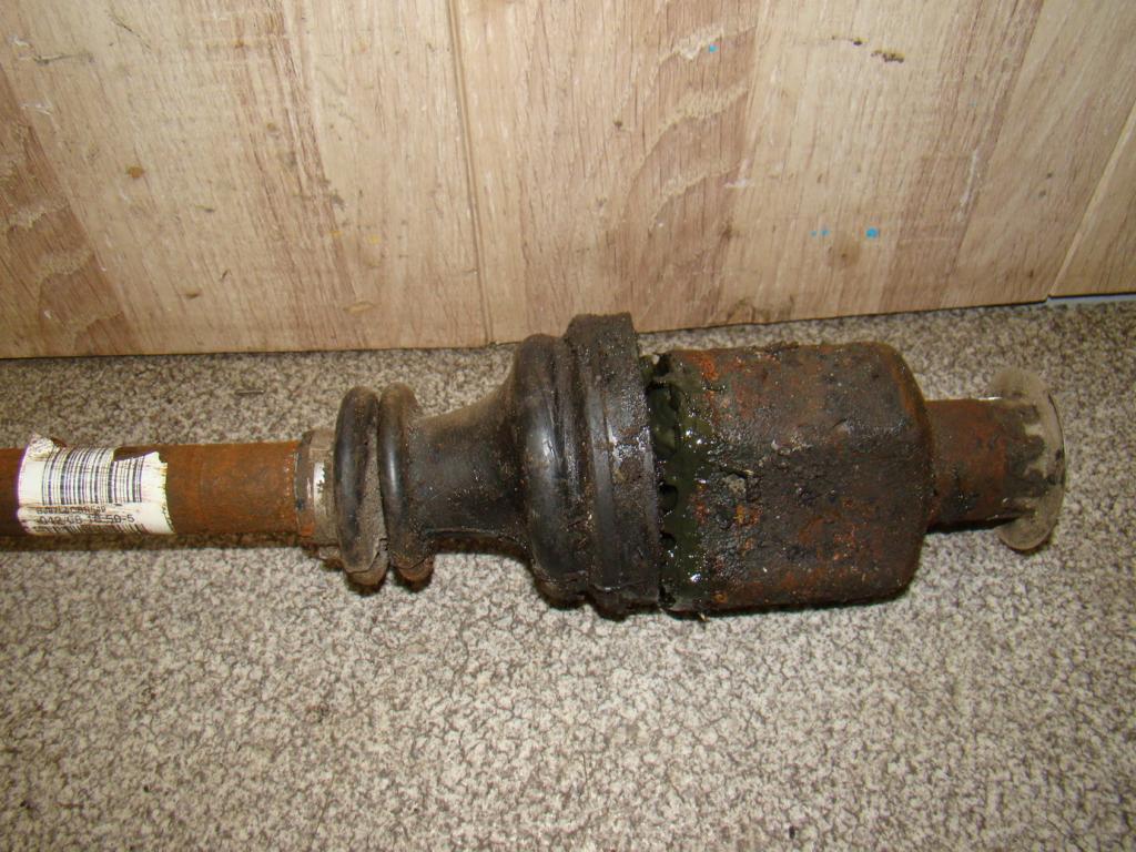 Полуось передняя правая, 2000 рублей, Пермь