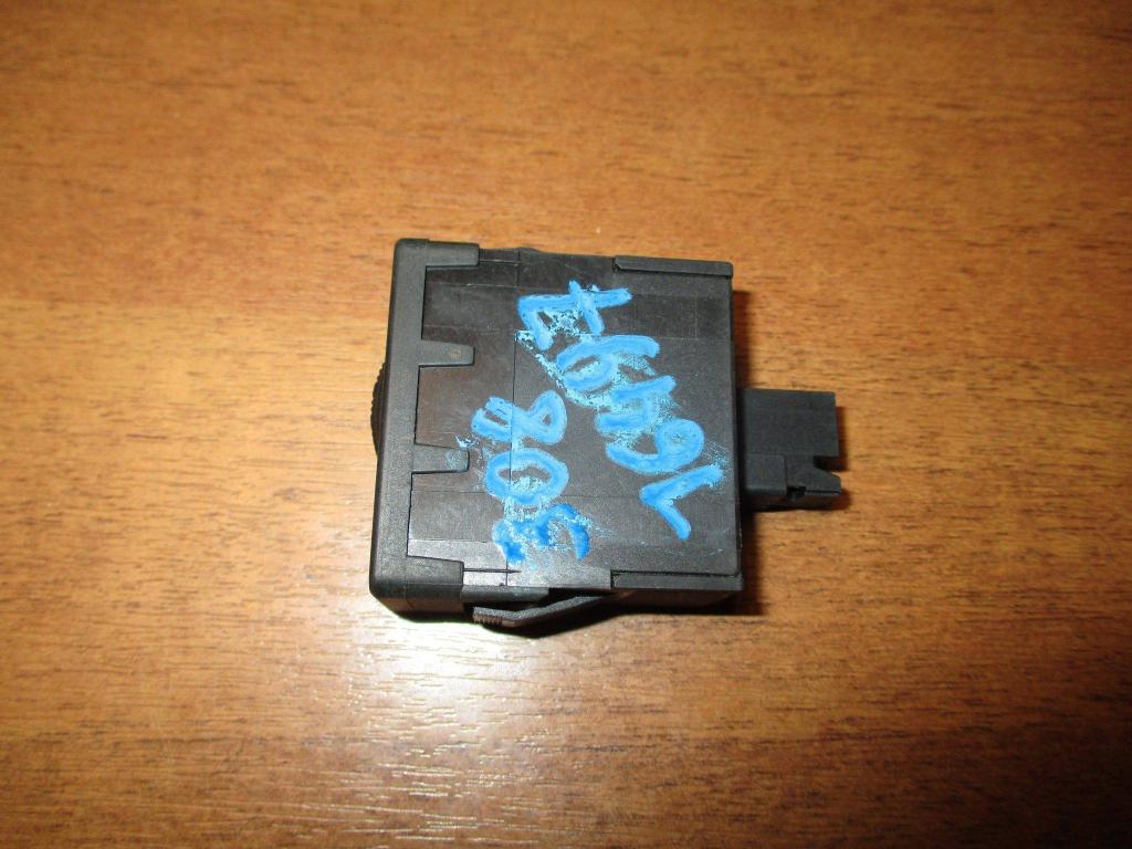 Кнопка корректора фар, 500 рублей, Пермь